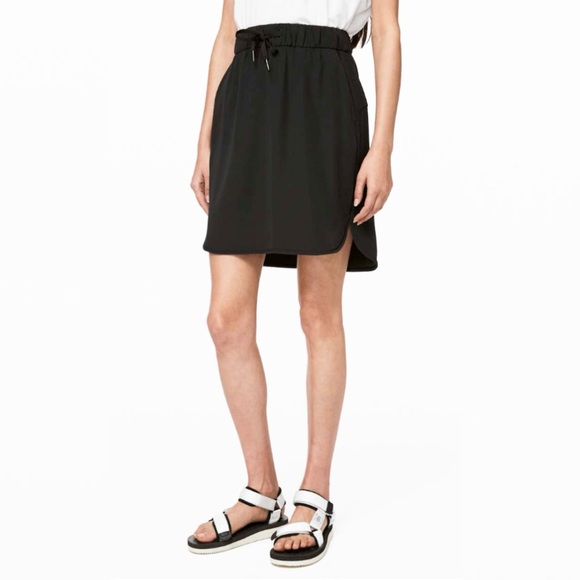 LULULEMON Athletica Black On The Fly Skirt Size 4 - Picture 6 of 16
